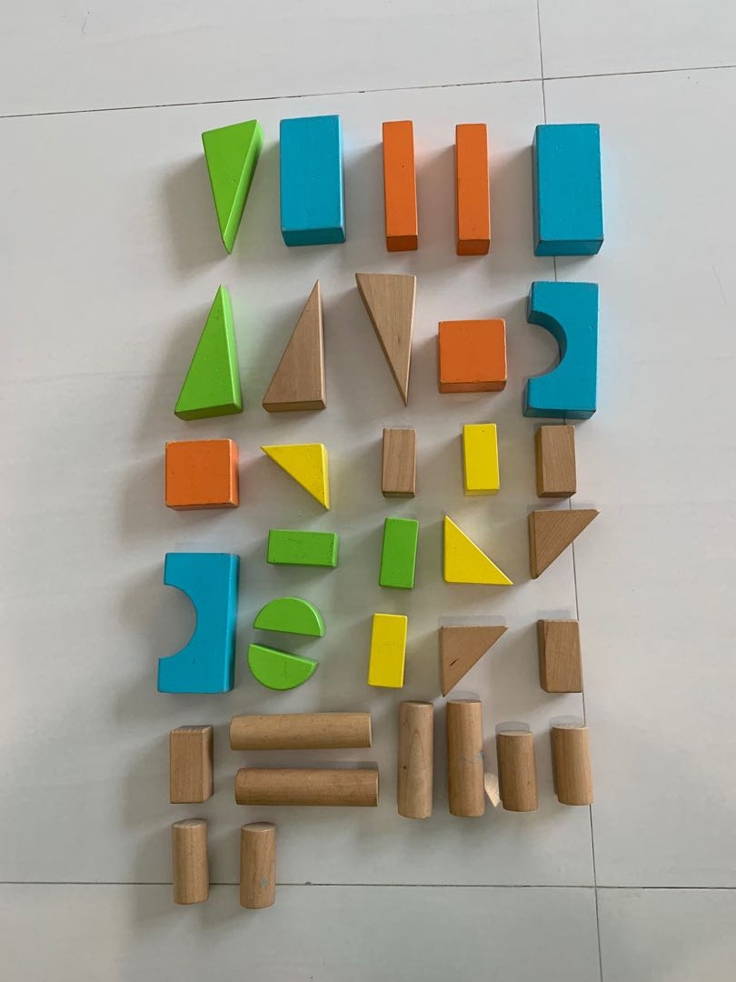 Wooden building blocks (with a free set of English flash cards ...