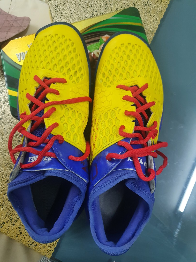 Yonex shoe size online