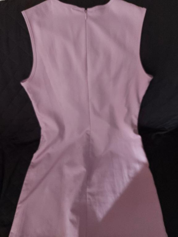 Zalora Colorblock Panel Dress (Category: Dresses) located in Pasay City. Submitted by bbcloset_ (Listing ID 1160558759, Image 3). Description: Barely used, good as new Zalora Colorblock Panel Dress Perfect for office/casual wear Size: M RFS: decluttering .