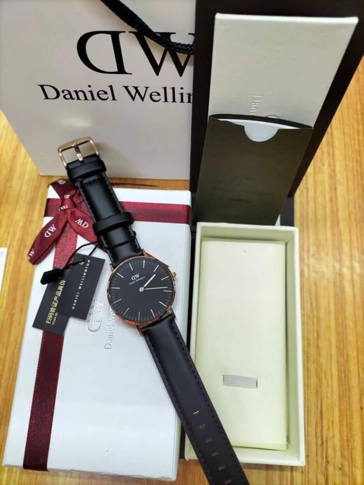 Daniel wellington maroon online