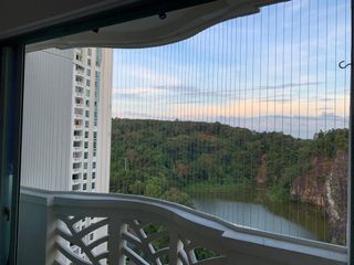 (Category: ) located in . Submitted by swgrilles (Listing ID 1160684514, Image 1). Description: .
