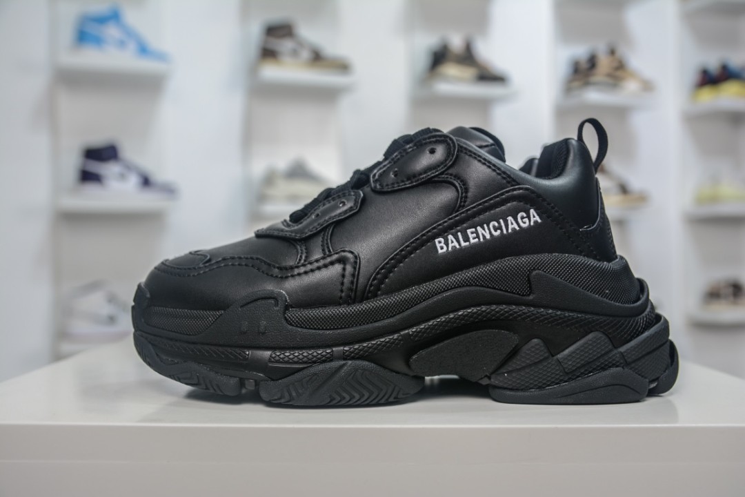 Balenciaga Wmns Triple S Black” 536737 W2FA5 1000, Women's Fashion, Footwear, Sneakers Carousell