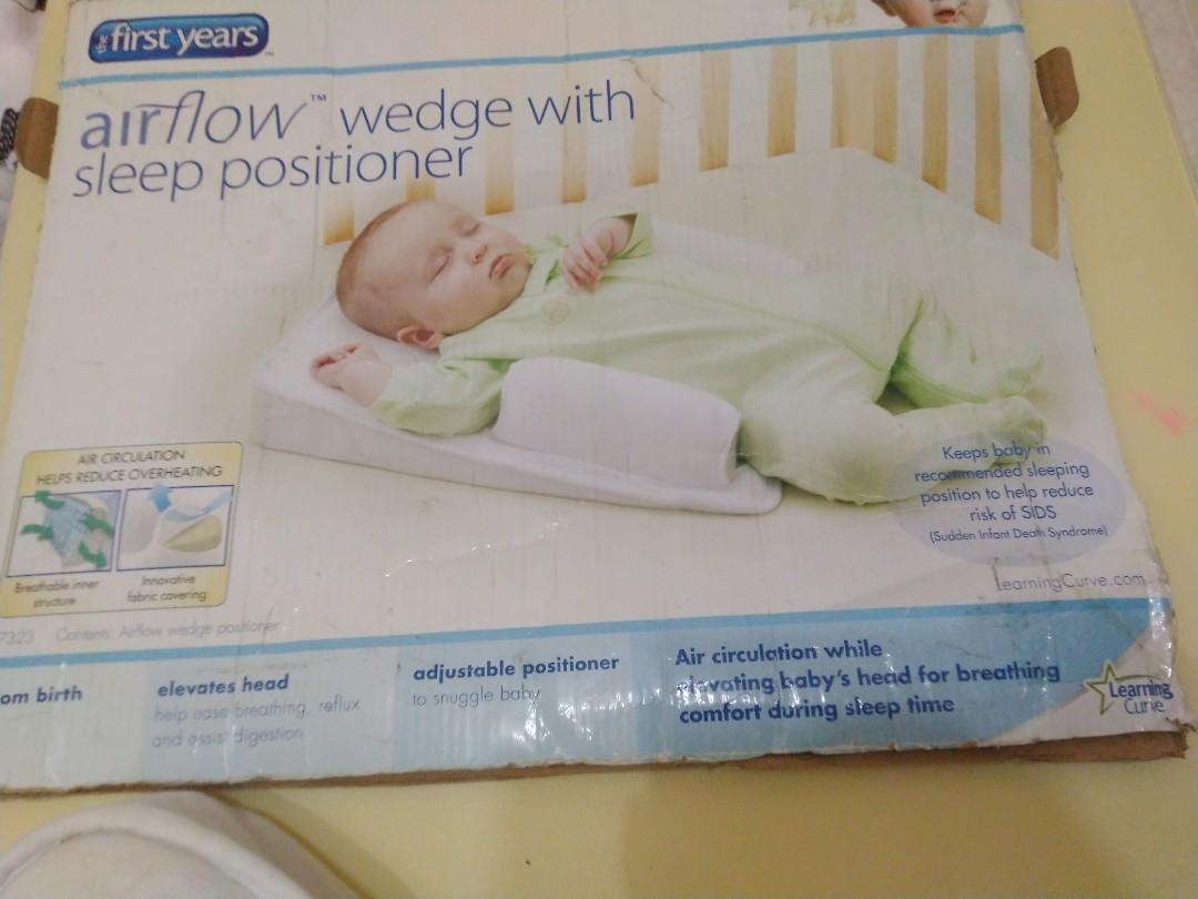 Airflow wedge with sleep positioner top