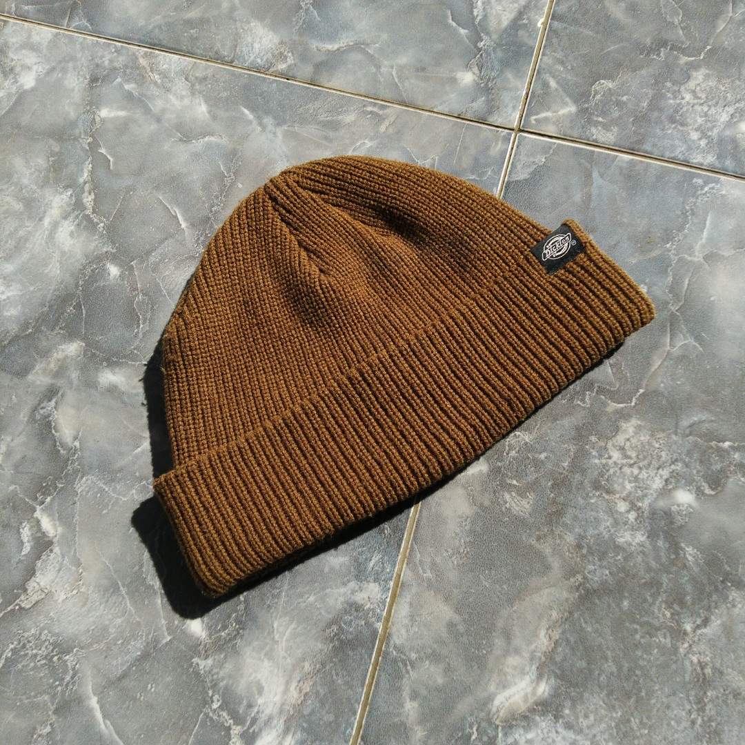 Beanie dickies, Fesyen Pria, Aksesoris 