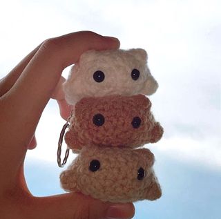 (Category: ) located in . Submitted by strawberriucrochets (Listing ID 1158686047, Image 1). Description: .