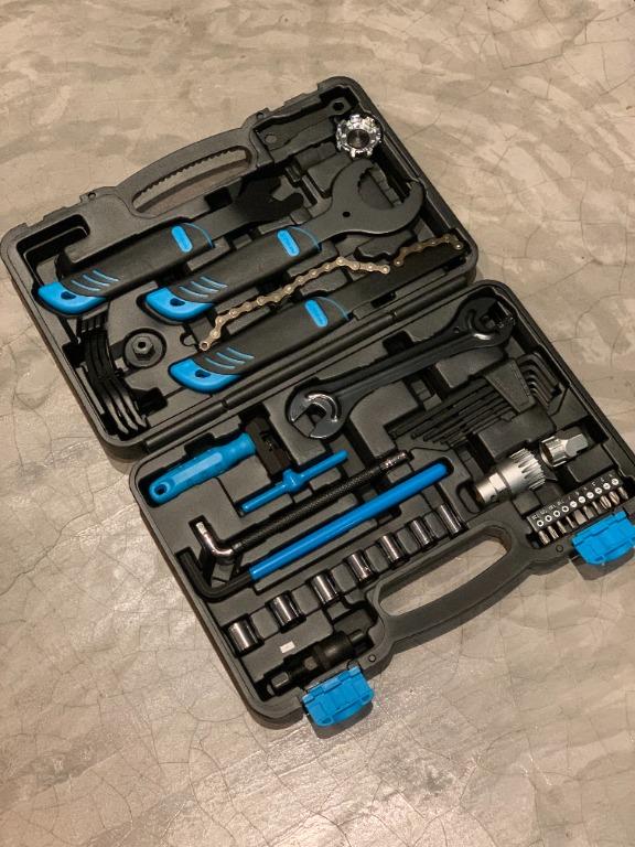 Bicycle Tool Kit Btwin 500 Hard Case 18 Tools Black