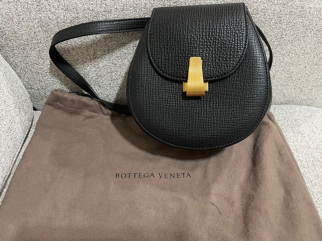 Bottega Veneta BV Belt Bag black Carousell