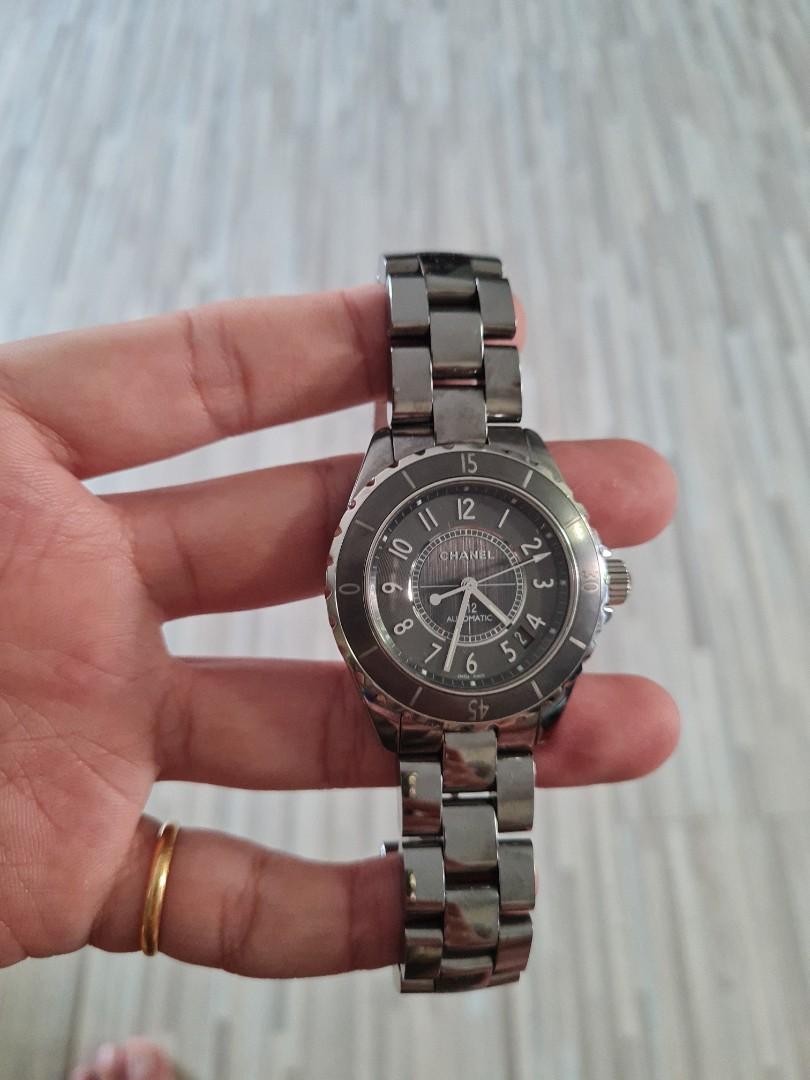 Chanel j12 42mm shop