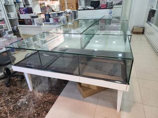 (Category: ) located in . Submitted by shopwithdap1 (Listing ID 1160813002, Image 1). Description: .