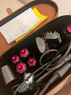 （分類：）位於 。 由 declutter.ingg 提交（商品編號 1160684165，圖片 1）。簡介： 。