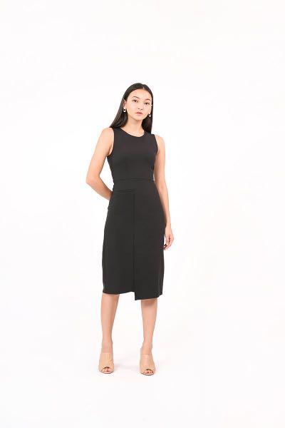 Fromthereon Fresno dress black, Women's Fashion, Dresses & Sets, Dresses on  Carousell