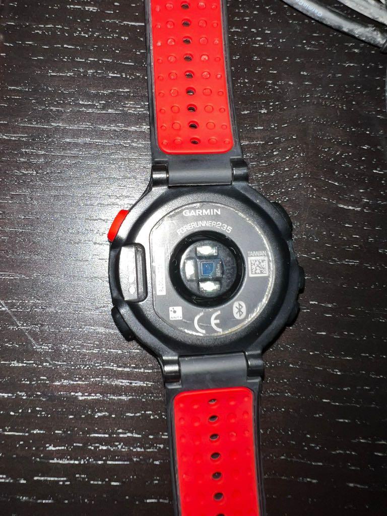 Garmin Forerunner 235. Women s fitness watch Mobile Phones