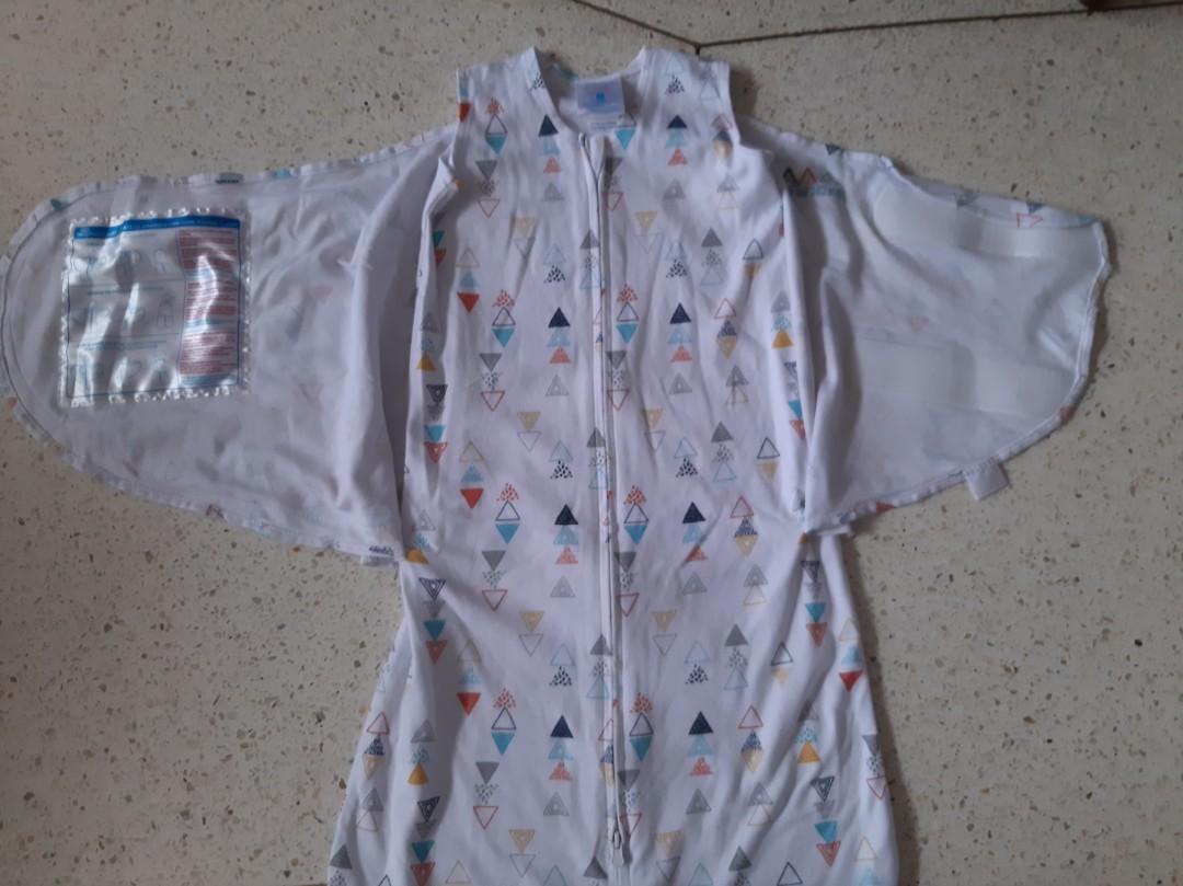 HALO SLEEPSACK SWADDLE UNISEX , S ( 3 TO 6 MONTHS), Babies & Kids