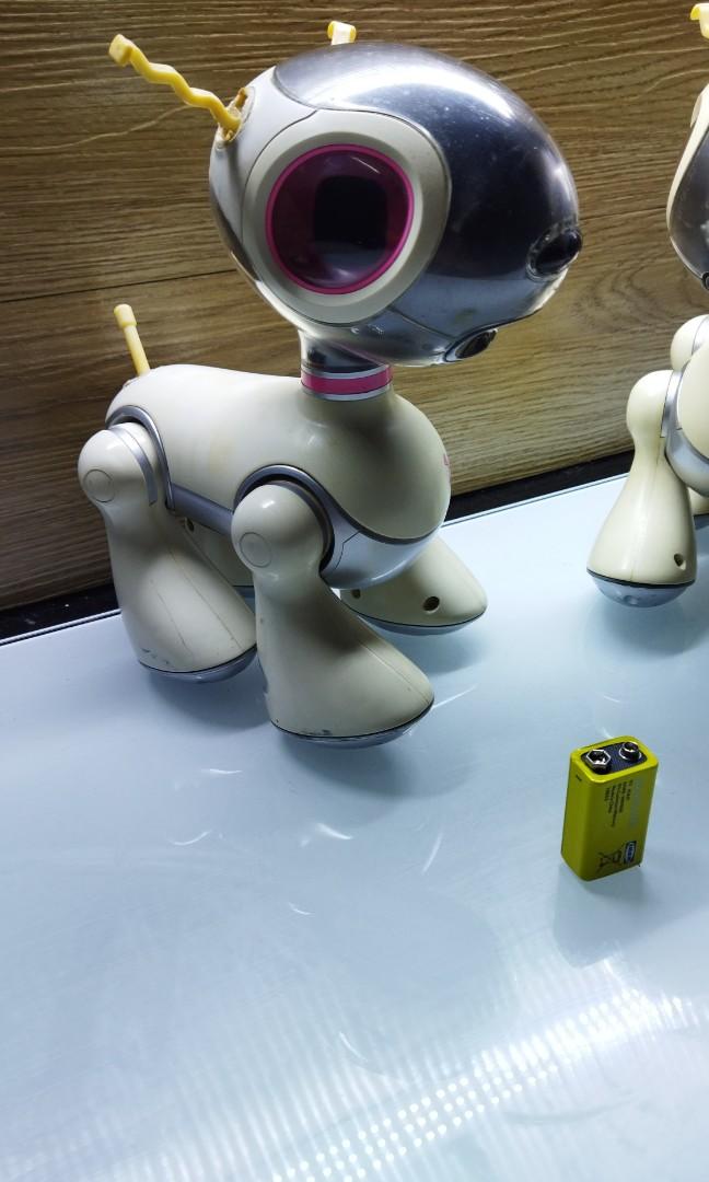 Hasbro store robot dog