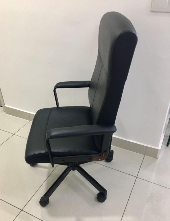 IKEA MILLBERGET Swivel chair, Murum black, Furniture & Home Living