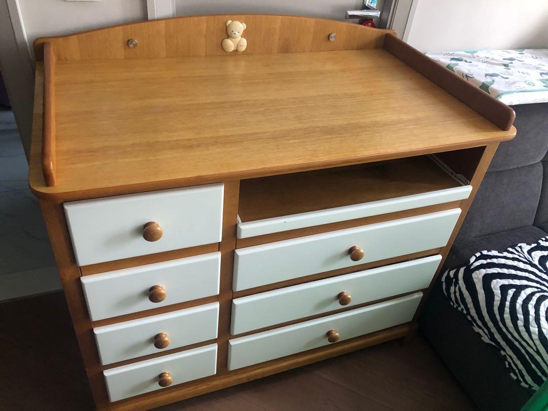 Kaloo shop change table