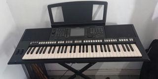 Keyboard Yamaha S-750