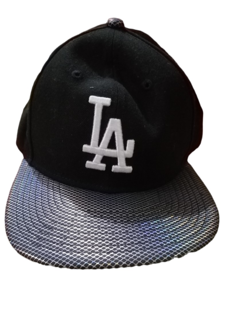 La cap (authentic), Men's Fashion, Watches & Accessories, Caps & Hats