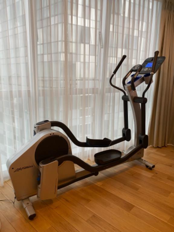 Life fitness x5 cross trainer discount