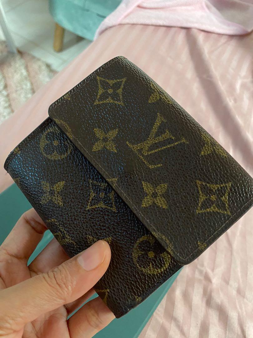 Louis Vuitton ID Landyard Holder, Women's Fashion, Bags & Wallets, Wallets  & Card Holders on Carousell