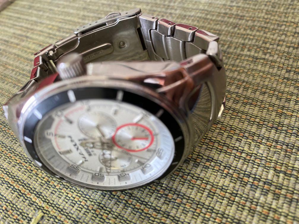 Maxum best sale waverider watch