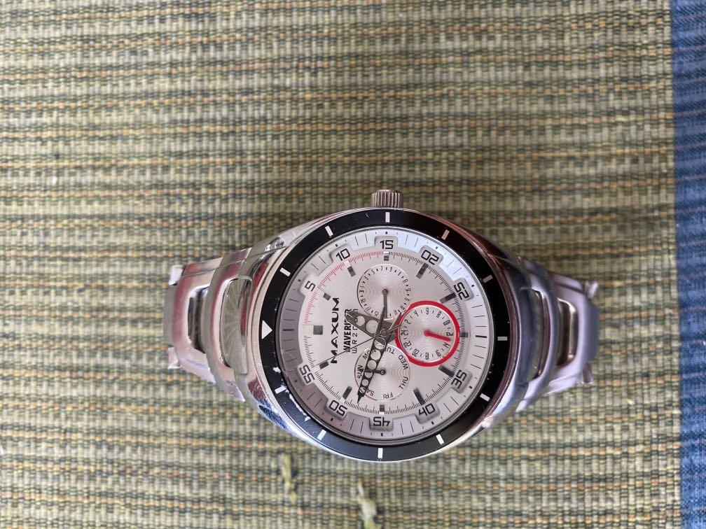 Maxum waverider cheap watch