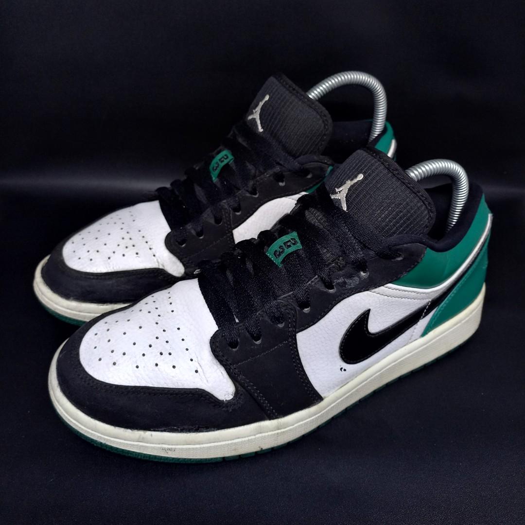 Nike Air Jordan 1 Low Mystic Green Size 42 sneakers kasual sepatu pria  bekas second, Fesyen Pria, Sepatu , Sneakers di Carousell
