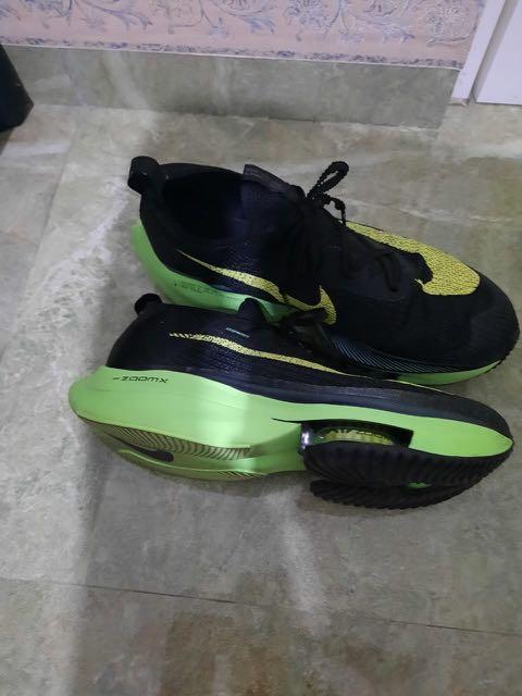 Nike Air Zoom Alphafly Next Size EUR 45, Olah Raga, Baju Olahraga di  Carousell
