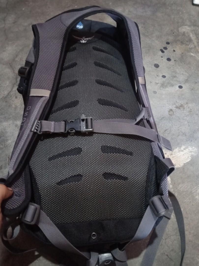 OSPREY MEDIUM BACKPACK, Men's Fashion, Bags, Backpacks on Carousell