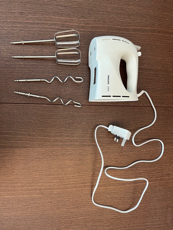 Philips HR1459 hand mixer, TV & Home Appliances, Kitchen Appliances