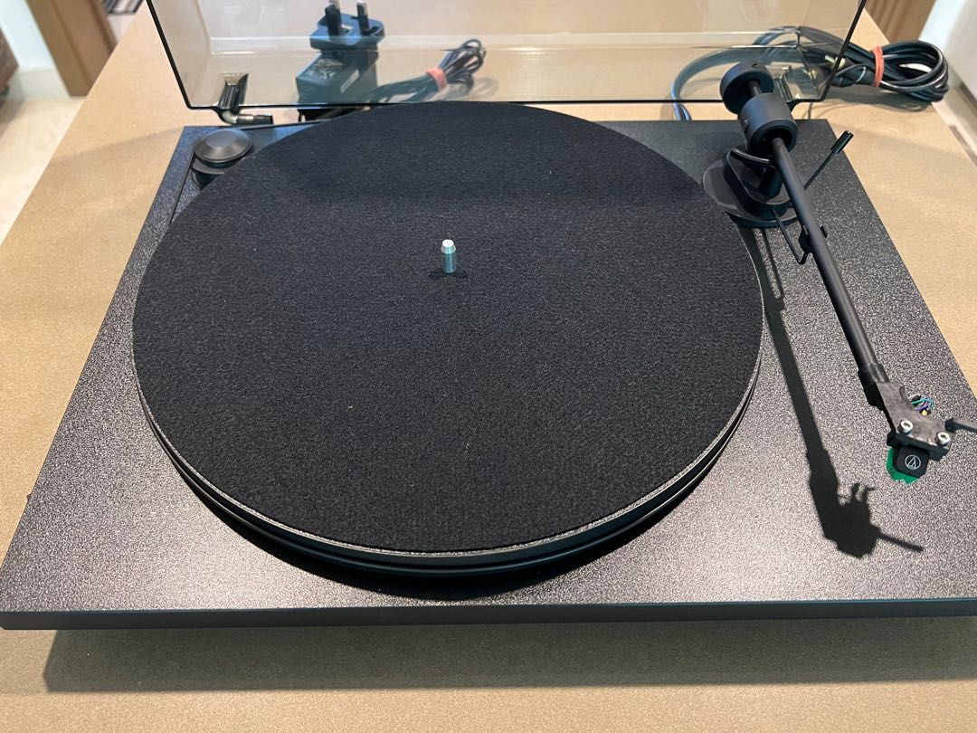 Pro-Ject Turntable with Audio Technica cartridge, Audio, Soundbars ...