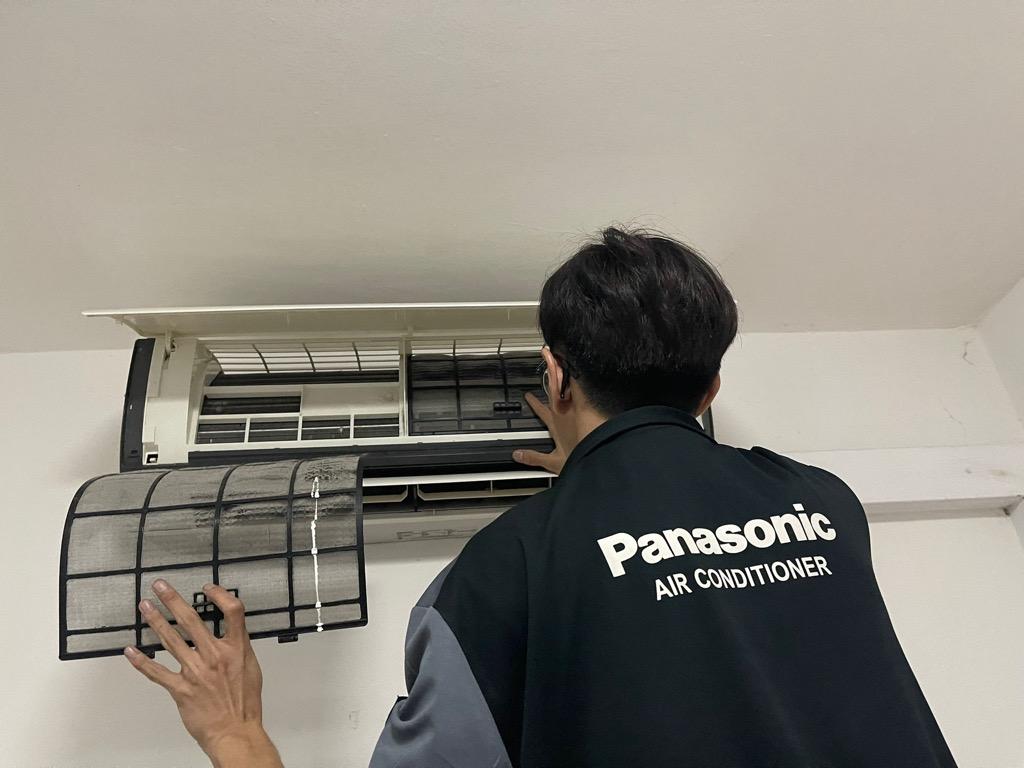 SAME-DAY SERVICE] Aircon General service Cleaning Normal Maintenance, Home  Services, Aircon Services, General Servicing on Carousell