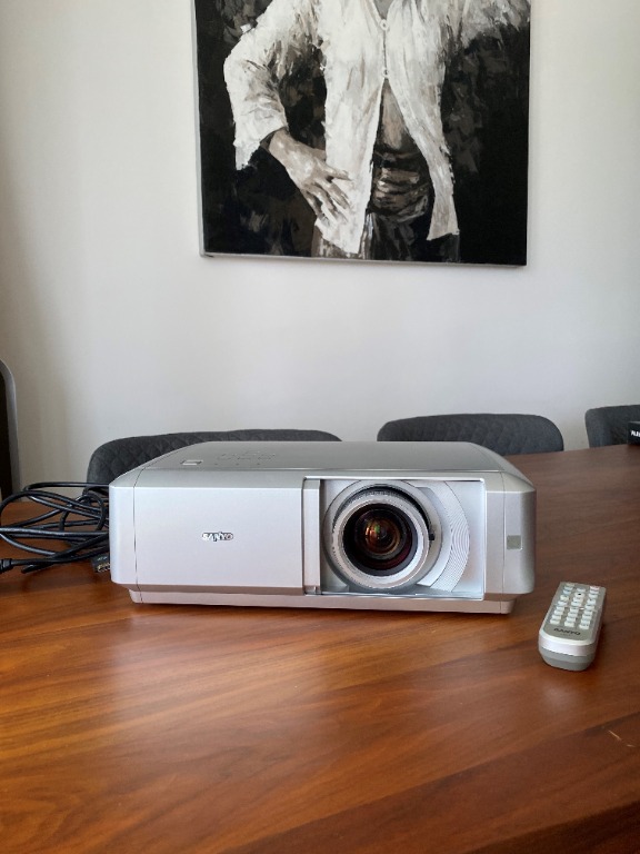 Sanyo Projector with remote control, TV & Home Appliances, TV