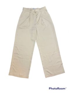 (Category: ) located in . Submitted by ddgcloset (Listing ID 1160781449, Image 1). Description: .