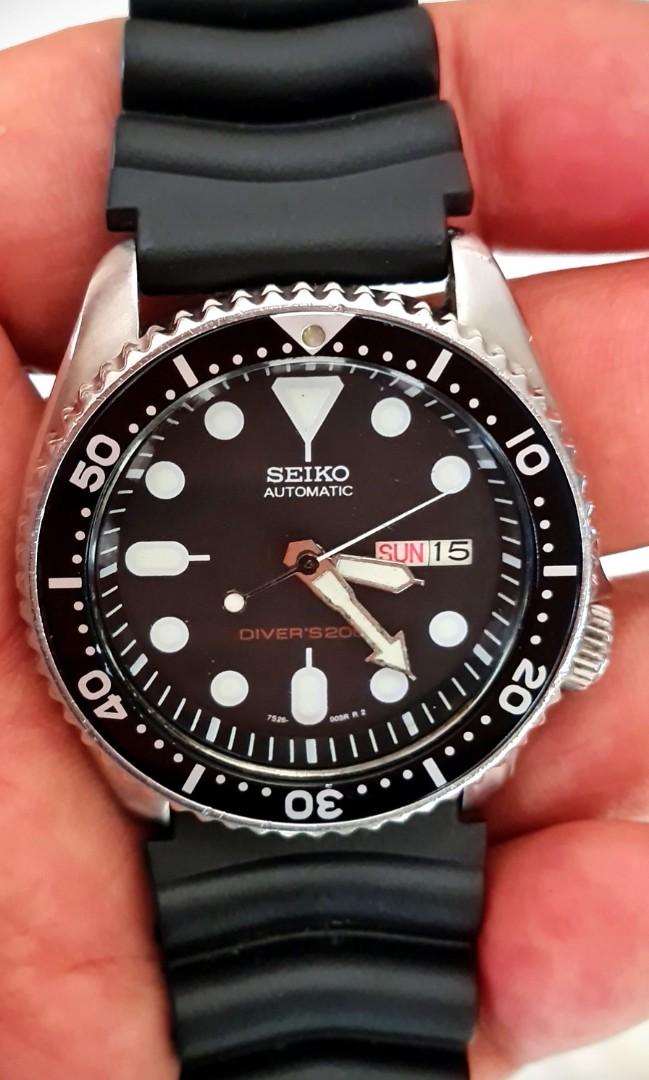 SEIKO 200M DIVERS Seiko SKX Caliber 7S26 RARE Dive Watch Made in Japan,  Men's Fashion, Watches & Accessories, Watches on Carousell
