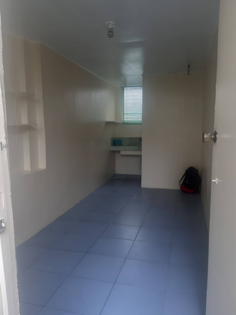 ROOM FOR RENT PROJECT 4 Quezon City near Anonas Cubao Katipunan