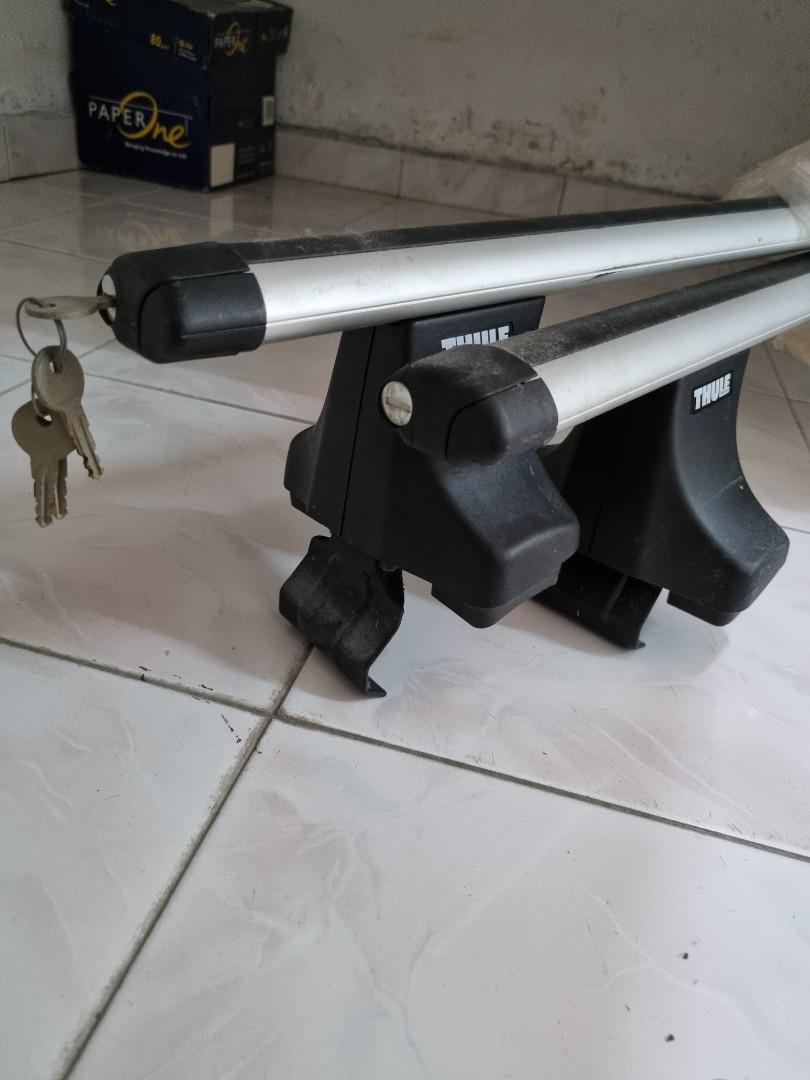 Thule aero bar + rapid system 750 foot (roof rack), Auto Accessories on