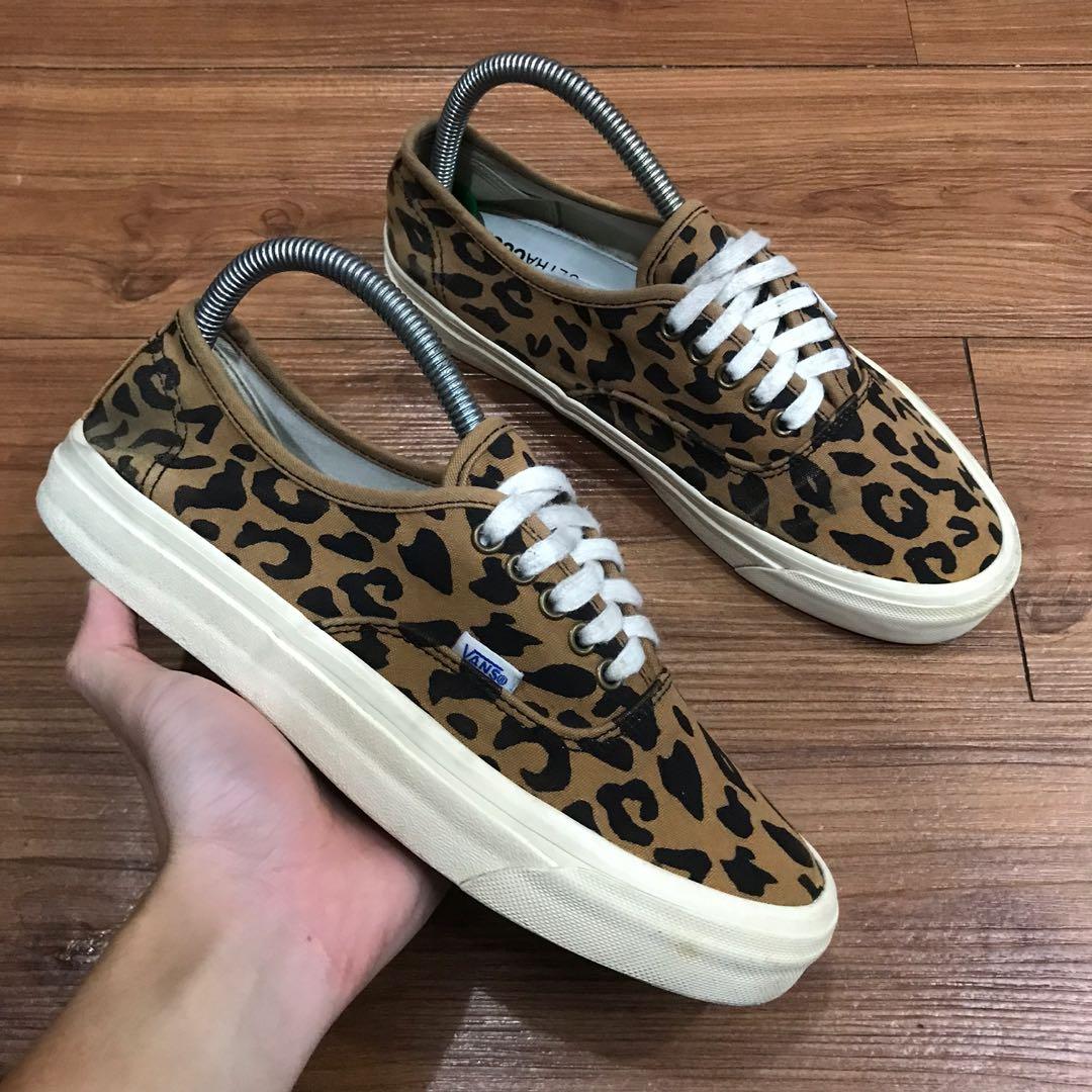 Vans leopard sneakers sales