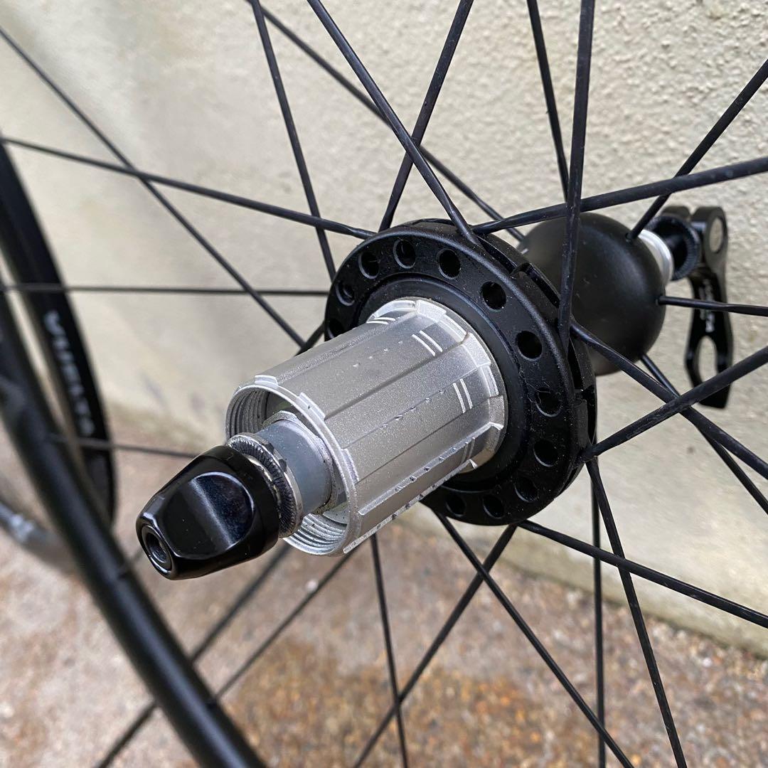 Vuelta V1 Carbon Pro wheelset