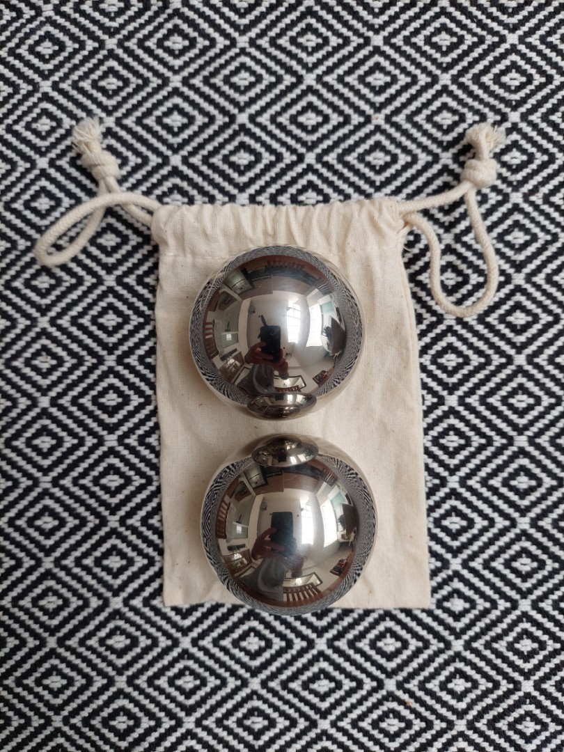 *FREE* Whisky Stones Scotch Chrome Chiller Sphere Balls Alcohol Cooler