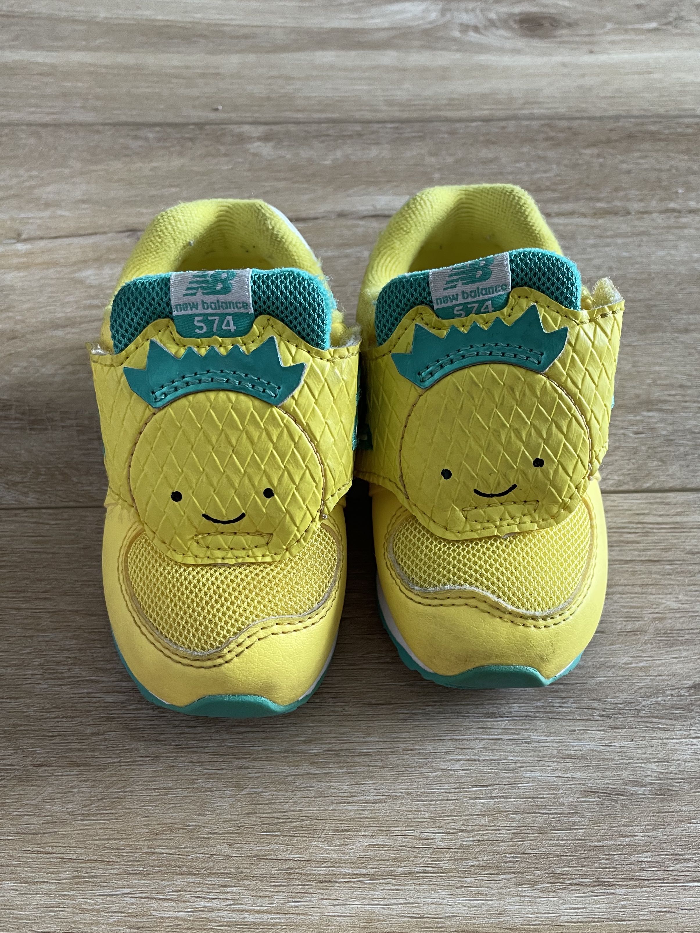 Baby 2025 pineapple shoes