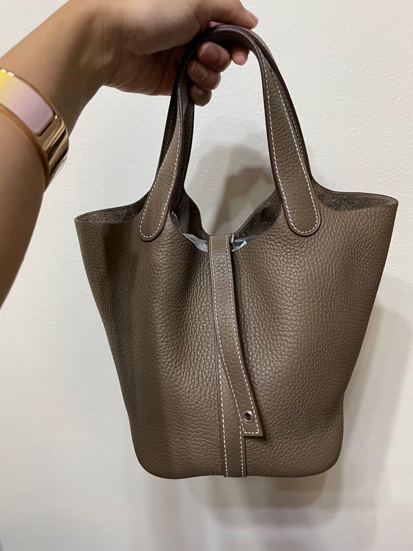 Picotin leather tote Hermès Green in Leather - 31759966