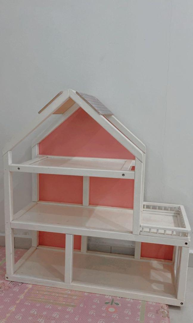 Barbie cubby store house