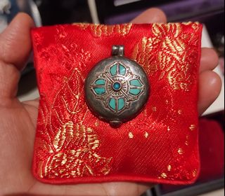 （分類：）位於 。 由 maria33soler 提交（商品編號 1160887979，圖片 1）。簡介： 。