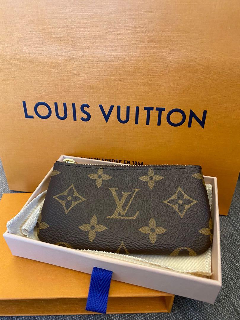 Louis Vuitton damier tie, noir  Louis vuitton men, Ties mens, Luxury ties
