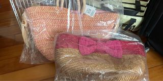 （分類：）位於 。 由 twenty_something 提交（商品編號 1160872189，圖片 1）。簡介： 。