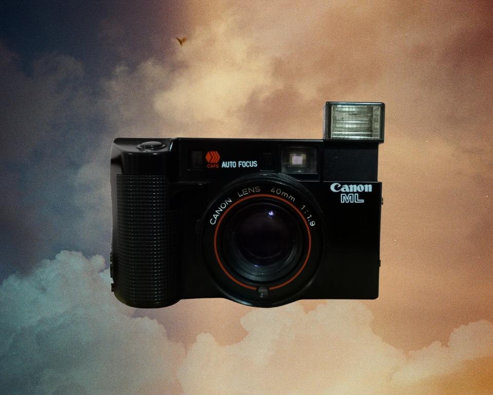 canon wide prime lens