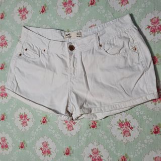 (Category: ) located in . Submitted by shop.ftw (Listing ID 1161021978, Image 1). Description: .