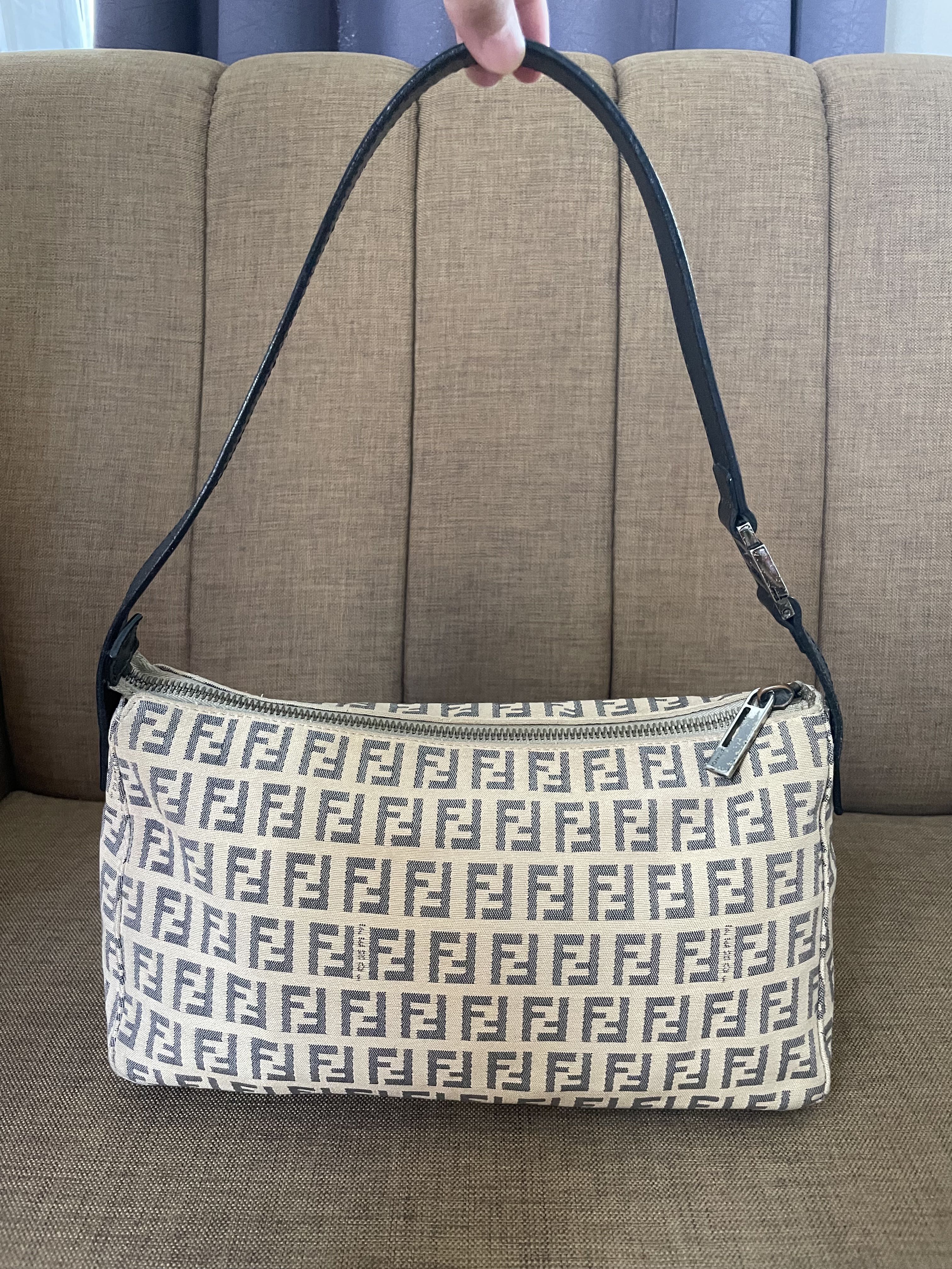 fendi peekaboo pochette