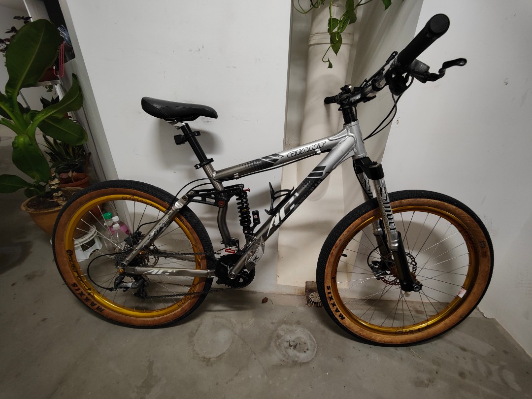 Giant ac1 on sale full suspension